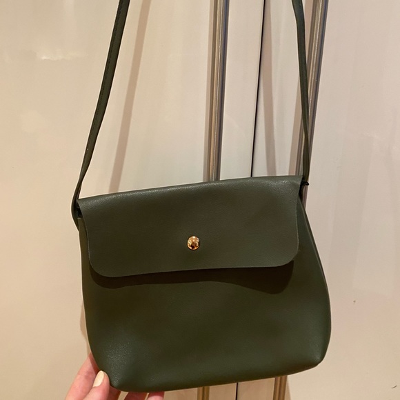 Khaki Green Shoulder Bag from Cotton On (Australian store). Tag still on. - Picture 5 of 7